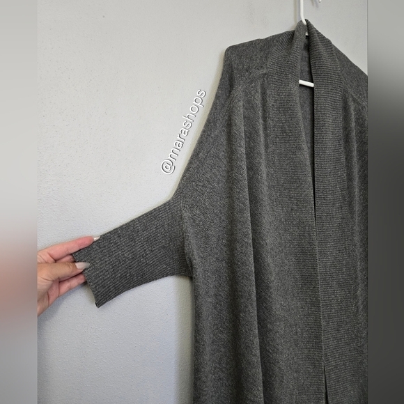 Kit and Ace Cashmere Merino Wool Gray Comforter Wrap Cardigan Sweater - Picture 5 of 7